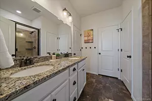 849 N Vandriver Way, Aurora, CO 80018 - Photo 20