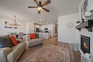 849 N Vandriver Way, Aurora, CO 80018 - Photo 10