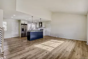 281 W Acoma Dr, Littleton, CO 80120 - Photo 4