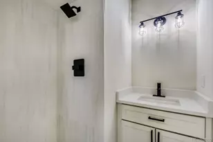 281 W Acoma Dr, Littleton, CO 80120 - Photo 20