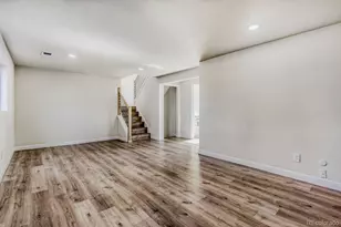 281 W Acoma Dr, Littleton, CO 80120 - Photo 10