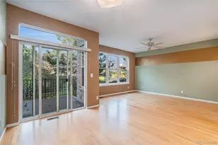 1613 W Canal Ct, Littleton, CO 80120 - Photo 4