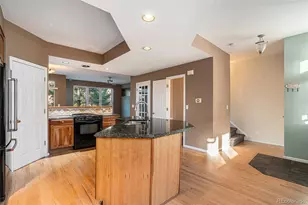 1613 W Canal Ct, Littleton, CO 80120 - Photo 8