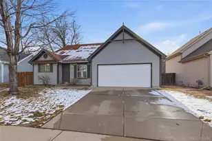 17614 E Temple Dr, Aurora, CO 80015 - Photo 2