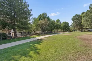 13075 Marion Dr, Thornton, CO 80241 - Photo 38