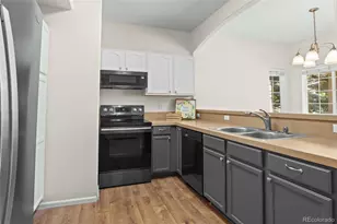 1435 S Chambers Rd, Aurora, CO 80017 - Photo 12