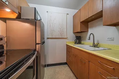 855 Pennsylvania Street #305, Denver, CO 80203 - Photo 4