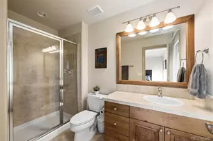 6893 S Netherland Way, Aurora, CO 80016 - Photo 30