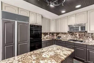 308 Red Hawk Cir, Silverthorne, CO 80498 - Photo 12