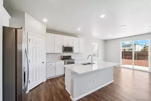 9250 Sedalia St, Commerce City, CO 80022 - Photo 6