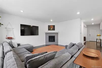 459 S Olathe Street, Aurora, CO 80017 - Photo 10