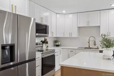13584 E 7th Avenue, Aurora, CO 80011 - Photo 8
