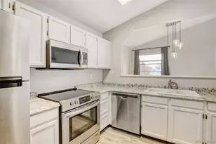 17867 E Cornell Dr, Aurora, CO 80013 - Photo 6