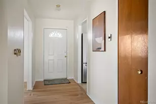 431 Revere St, Aurora, CO 80011 - Photo 2