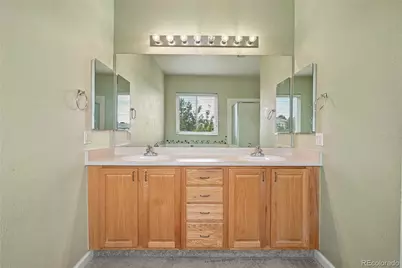 23394 E Heritage Parkway, Aurora, CO 80016 - Photo 20