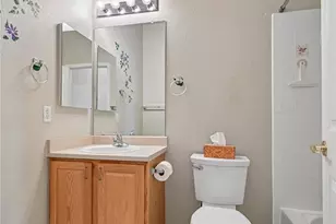 23394 E Heritage Pkwy, Aurora, CO 80016 - Photo 24
