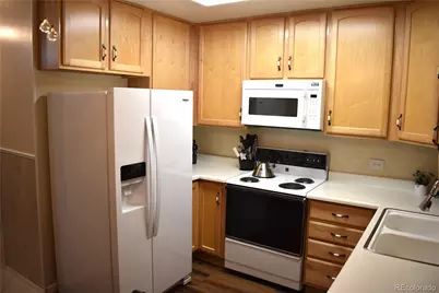 350 S Clinton Street #11D, Denver, CO 80247 - Photo 6