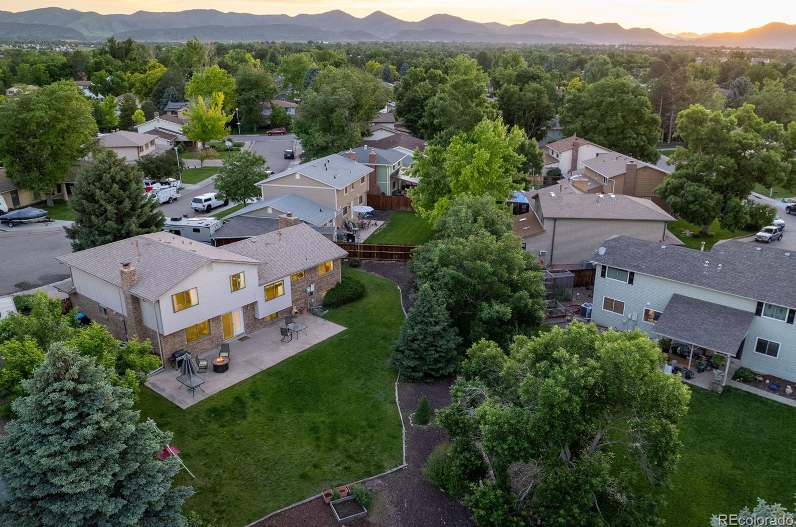 7263 Walker Pl, Littleton CO 80123-3145 exterior