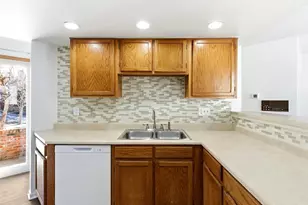 4246 S Granby St, Aurora, CO 80014 - Photo 4