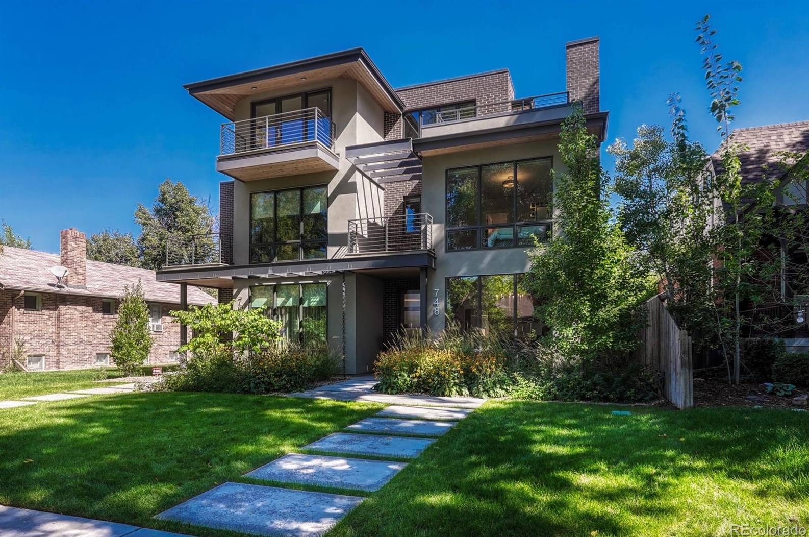 748 Bellaire St, Denver CO  80220-4937 exterior