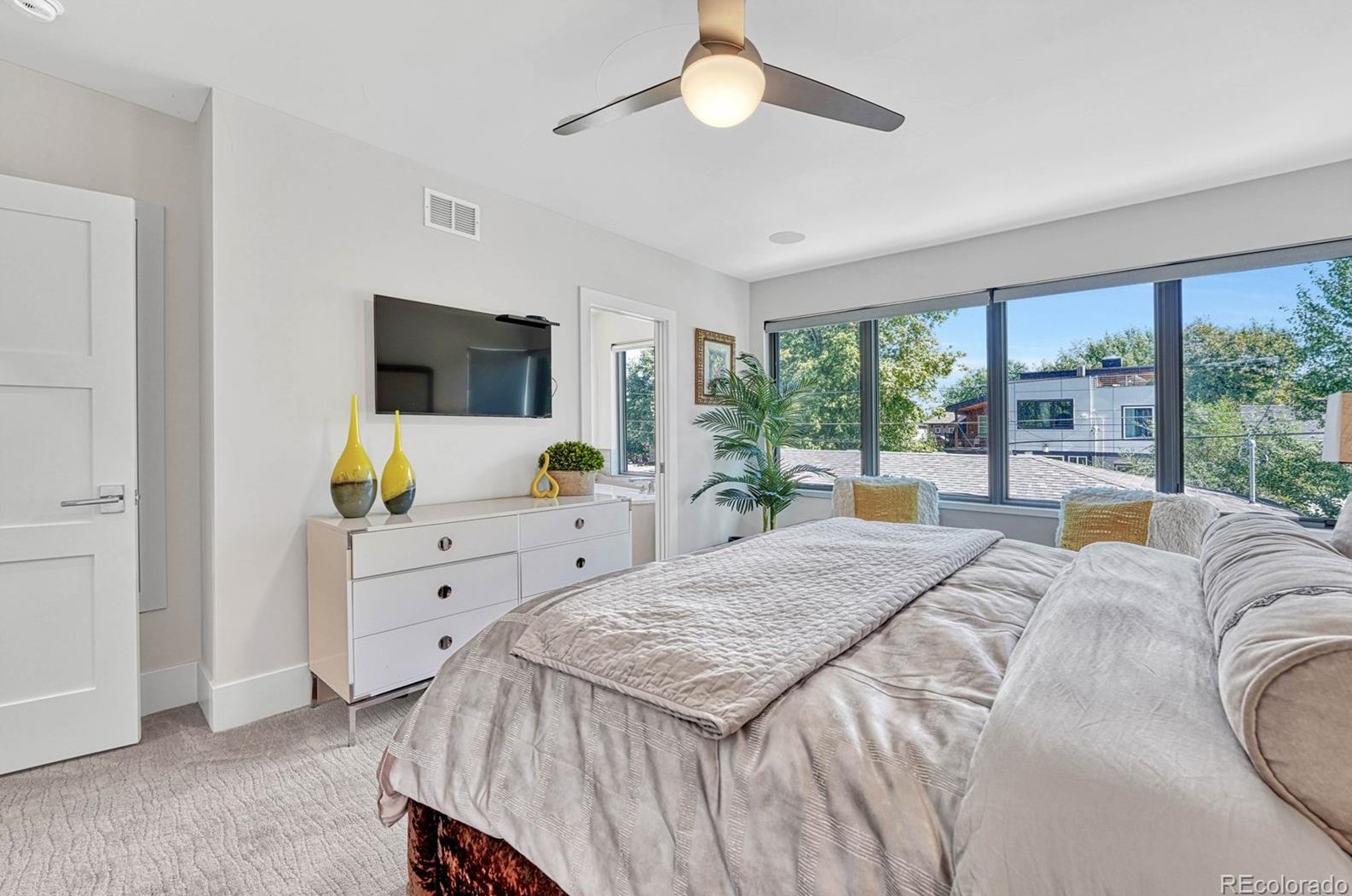 748 Bellaire St, Denver CO  80220-4937 exterior