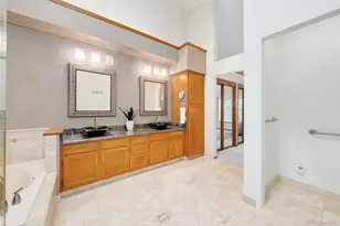 1576 E Nichols Cir, Littleton, CO 80122 - Photo 22