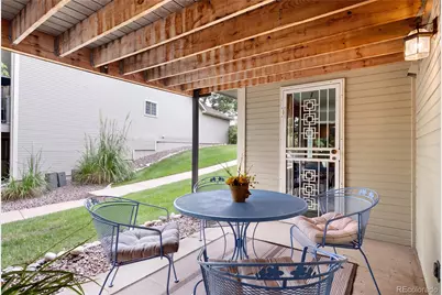 1576 E Nichols Circle, Littleton, CO 80122 - Photo 32