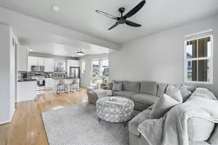 10241 Bellwether Ln, Lone Tree, CO 80124 - Photo 4