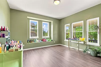 186 N Coolidge Way, Aurora, CO 80018 - Photo 10