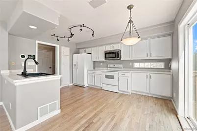 4486 Lyndenwood Point, Highlands Ranch, CO 80130 - Photo 12