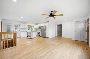6437 South Dover Street, Littleton, CO 80123 - Photo 2