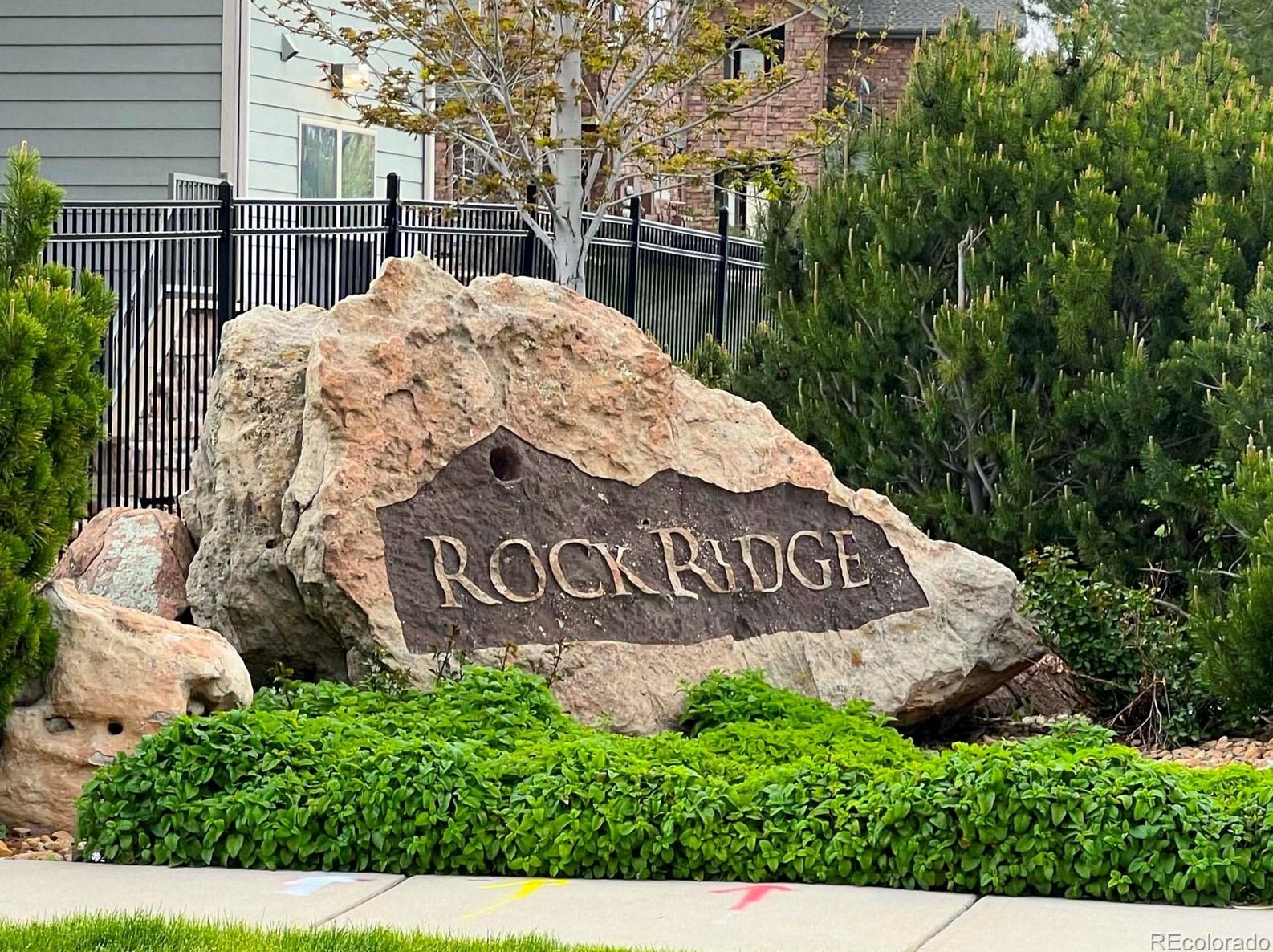 2511 Bahama Cir, Denver CO  80013-6212 exterior