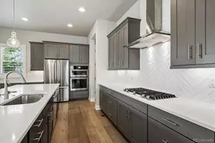 10425 Maplebrook Wy, Highlands Ranch, CO 80126 - Photo 8