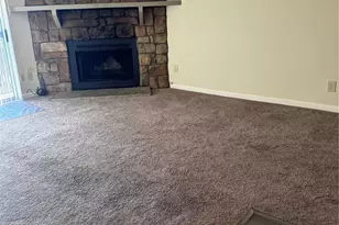 1850 S Pitkin Cir, Aurora, CO 80017 - Photo 2