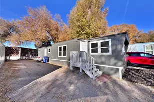 220 Mount View Ln, Colorado Springs, CO 80907 - Photo 4