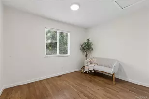 993 S Oakland Ct, Aurora, CO 80012 - Photo 14