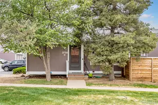 3750 S Genoa Cir, Aurora, CO 80013 - Photo 1