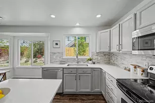 2589 E 131st Pl, Thornton, CO 80241 - Photo 12