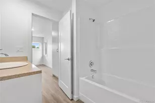 1953 Blackhawk St, Aurora, CO 80011 - Photo 14