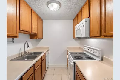 2225 Buchtel Boulevard #601, Denver, CO 80210 - Photo 6