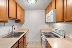 2225 Buchtel Blvd, Denver, CO 80210 - Photo 6