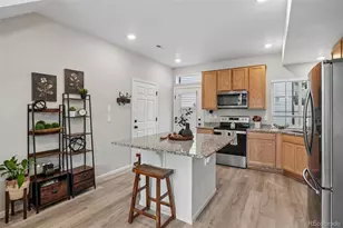 4032 N Quatar Ct, Aurora, CO 80019 - Photo 12