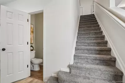 4032 N Quatar Court, Aurora, CO 80019 - Photo 18