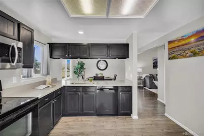 12127 Hudson Court, Thornton, CO 80241 - Photo 8
