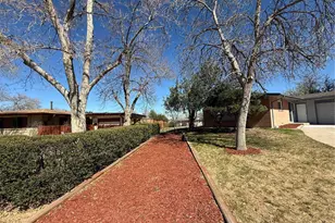 5674 W Chestnut Ave, Littleton, CO 80128 - Photo 34