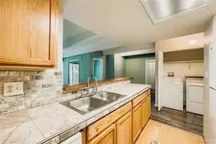 1011 S Ironton St, Aurora, CO 80012 - Photo 6