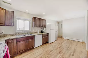 2705 E Evans Ave, Denver, CO 80210 - Photo 14