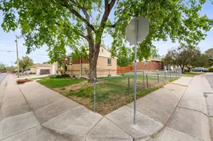 2161 Meadowbrook Dr, Denver, CO 80221 - Photo 2