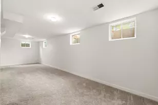 2161 Meadowbrook Dr, Denver, CO 80221 - Photo 18