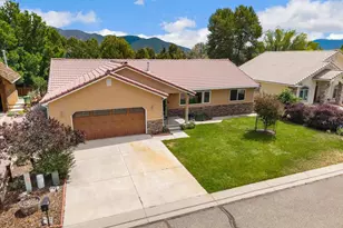 7 Silver Spruce Dr, Salida, CO 81201 - Photo 2